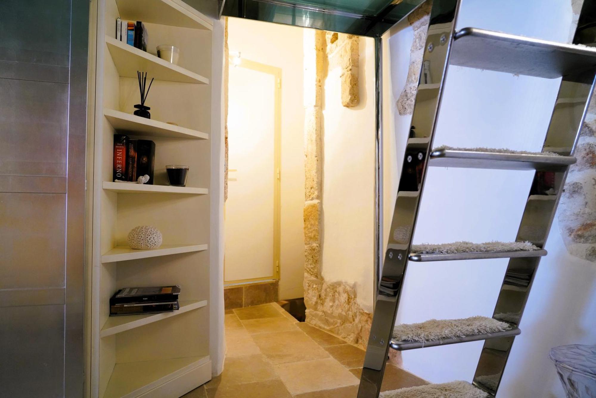 Dimora Lo Scrigno - Una Perla Nel Cuore Di Ostuni Exterior foto